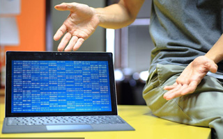 来宾 mongo排序sort,php如何按顺序排列数组？